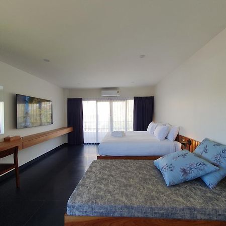 The Sila Suites - Intrawarorot Chiang Mai Exteriör bild