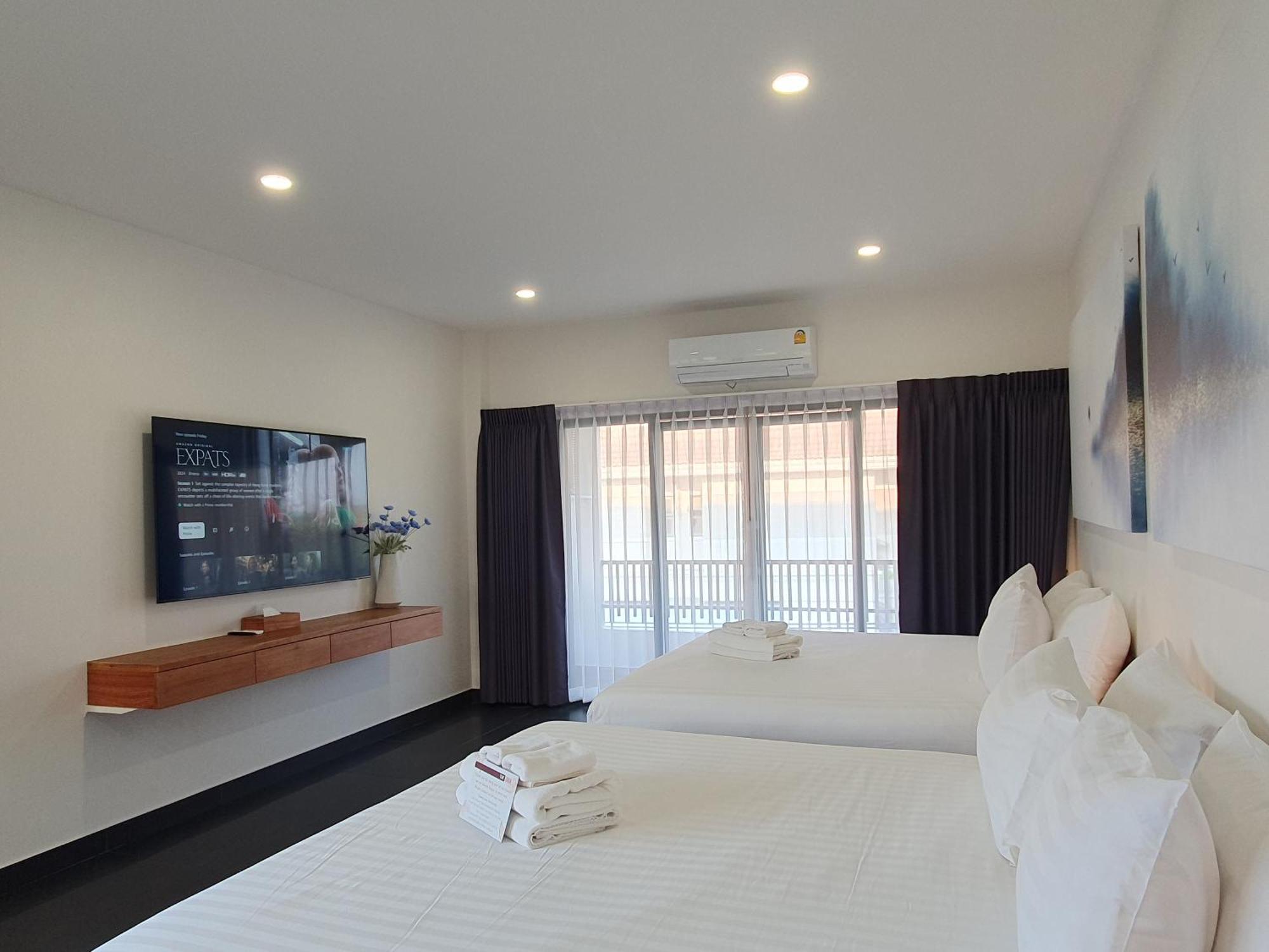 The Sila Suites - Intrawarorot Chiang Mai Exteriör bild