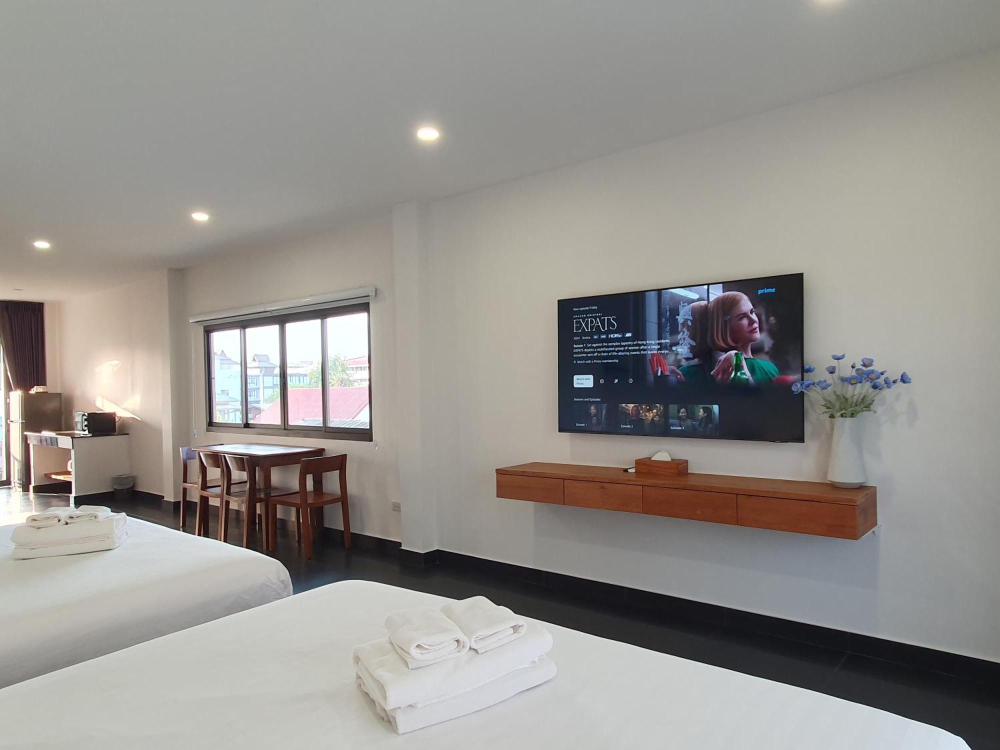 The Sila Suites - Intrawarorot Chiang Mai Exteriör bild